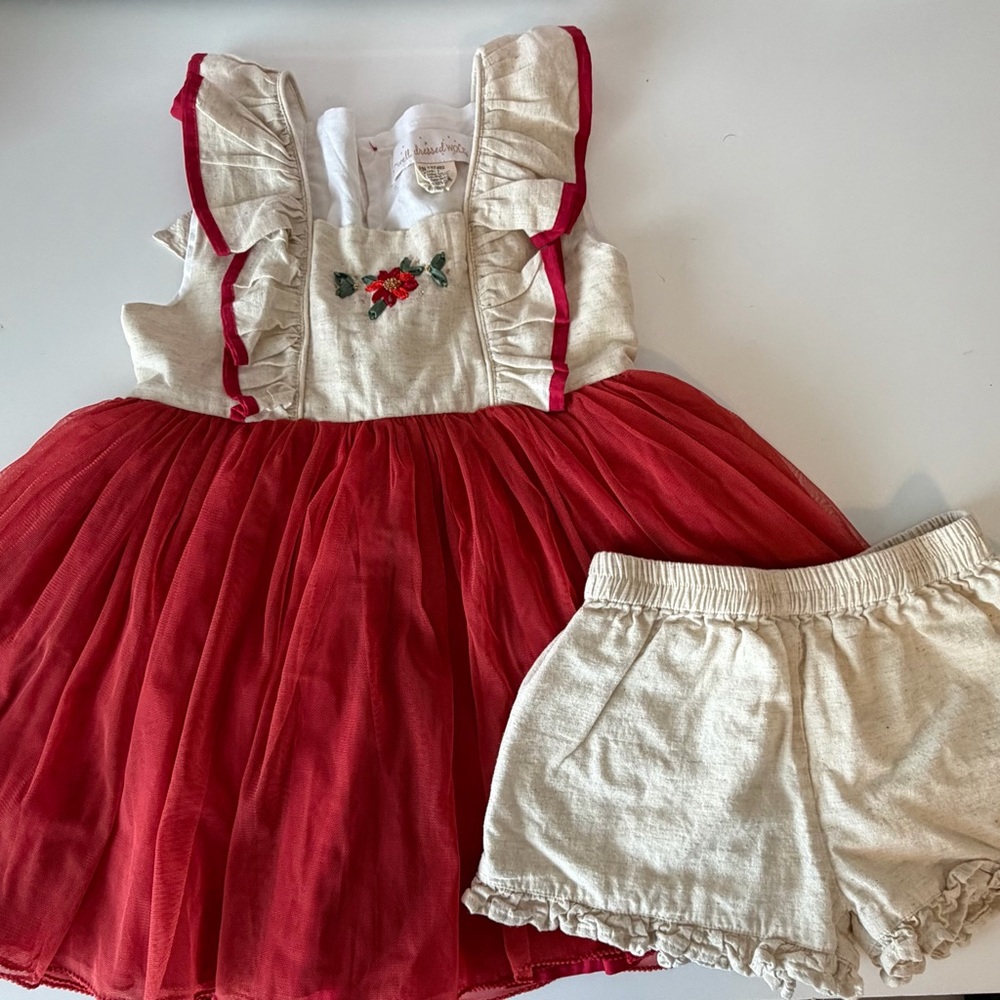 Well Dressed Wolf girl’s holiday Ruffled Dress with Shorts size 7 EUC
